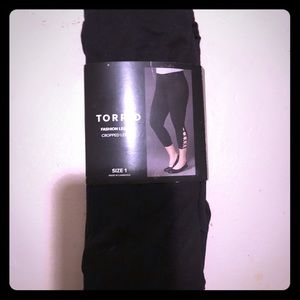 Torrid size 1 package leggings